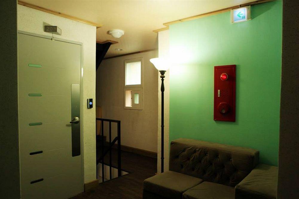Must Stay Seúl Exterior foto